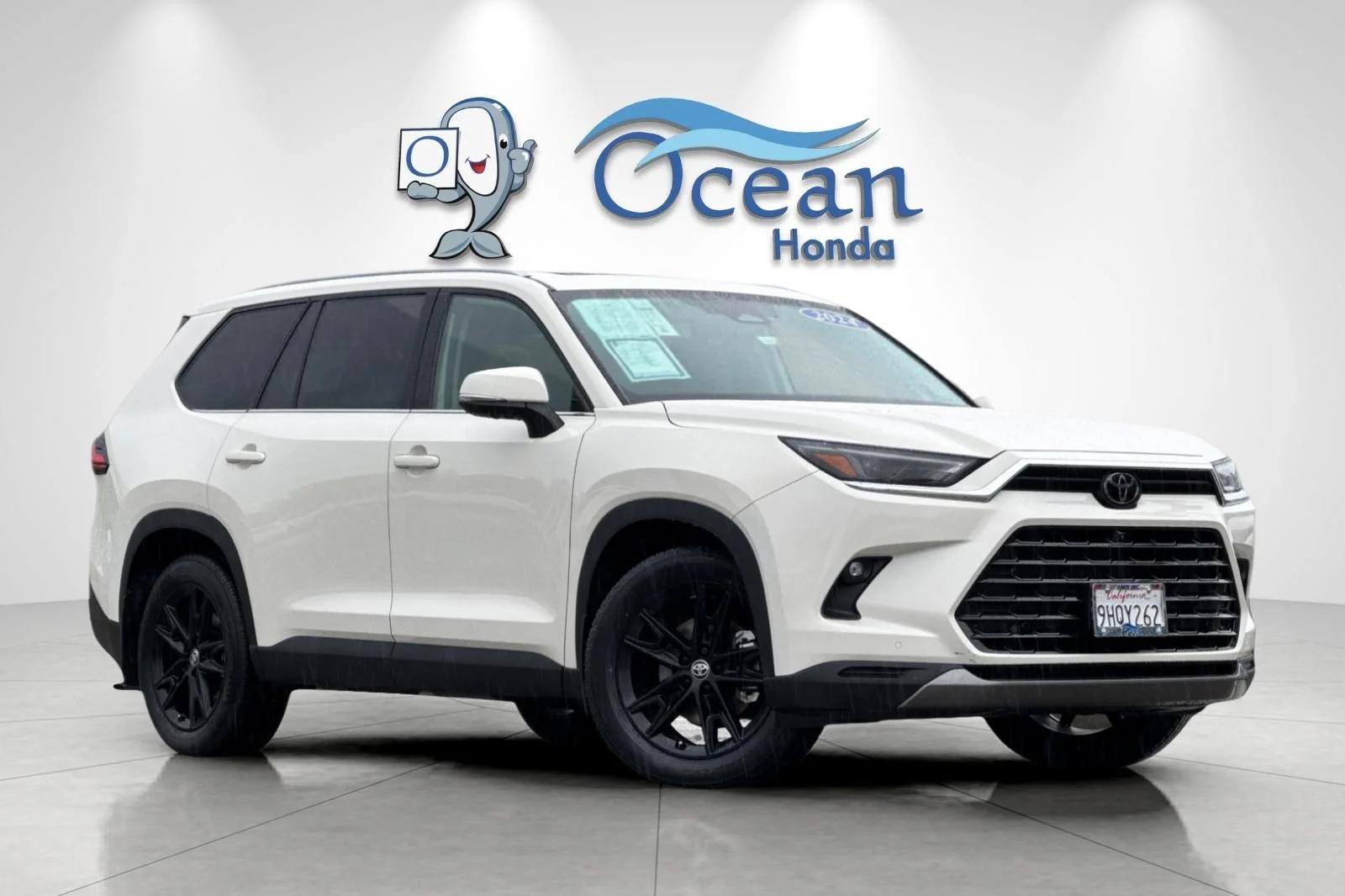 toyota grand highlander 2024 5TDAAAB56RS011210 image toyota grand highlander 2024 5TDAAAB56RS011210 image